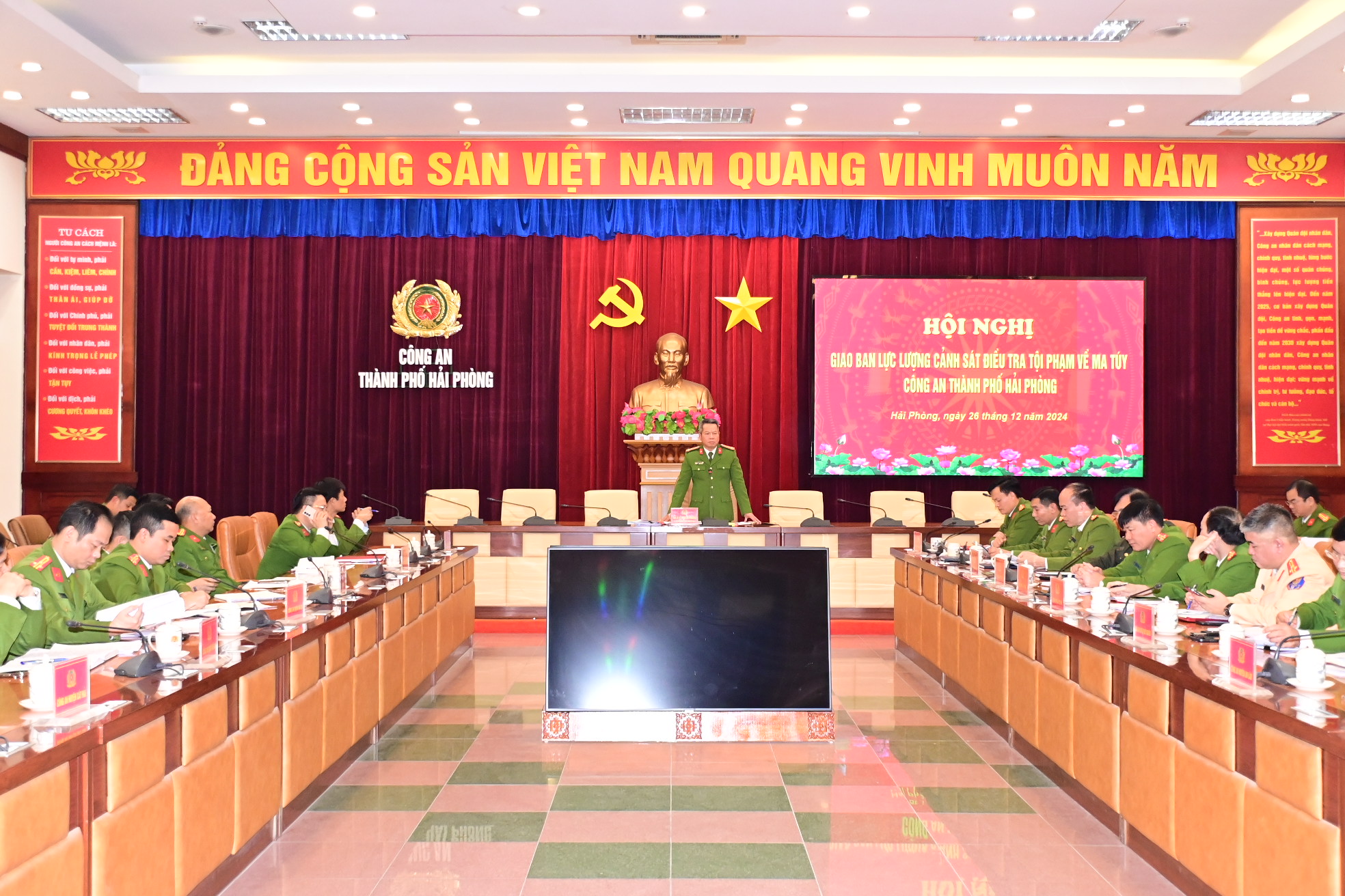 Tăng cường rà soát, quản lý người nghiện; đấu tranh, triệt xóa điểm, tụ điểm phức tạp về ma túy